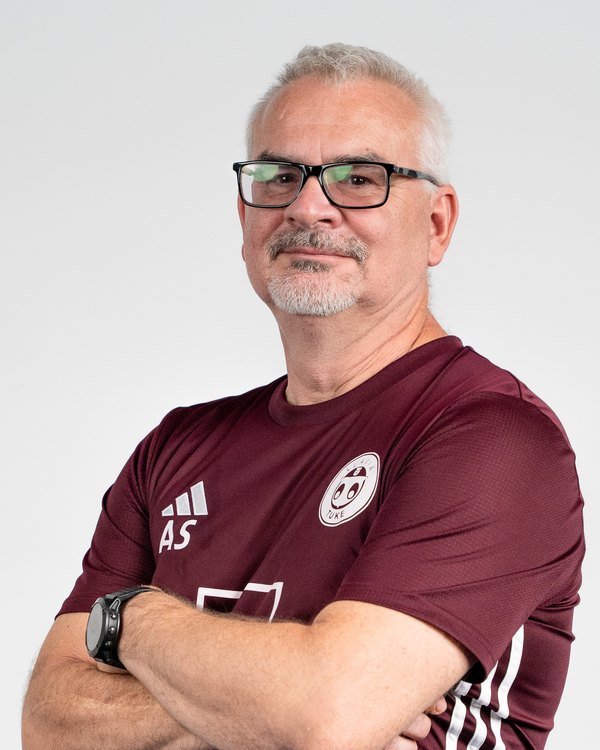 MUDr. Andrej Smola, MPH